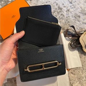 Hermes Authenticate Roulis Slim Black Rose Gold